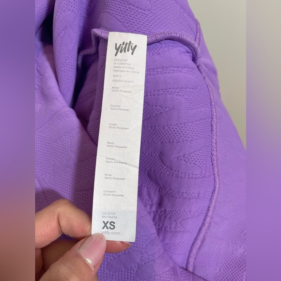 Yitty Sleeveless Open Back Hoodie - Picture 8 of 8